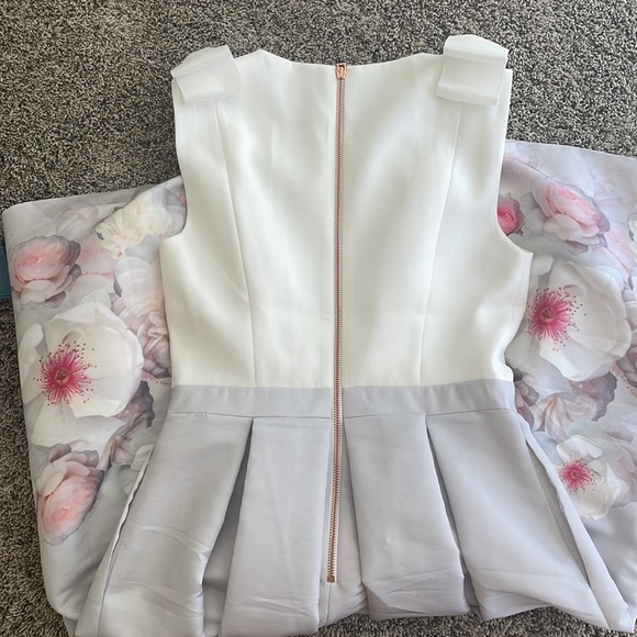 Ted Baker Gilith Chelsea Bow Shoulder Grey Dress Size TB 2, US 6 - Picture 7 of 10